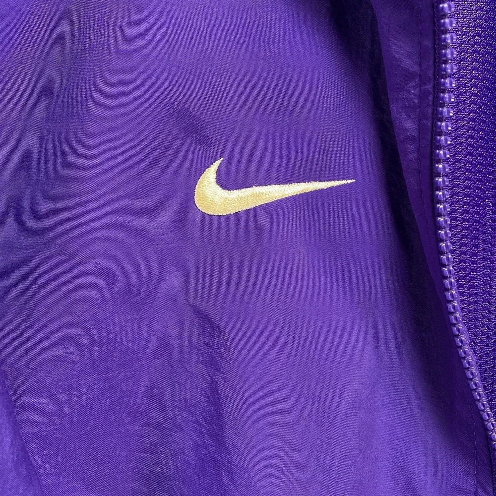 Washington Huskies Nike Jacket 2XL XXL Purple Full Zip Windbreaker Embroidered - Picture 2 of 10